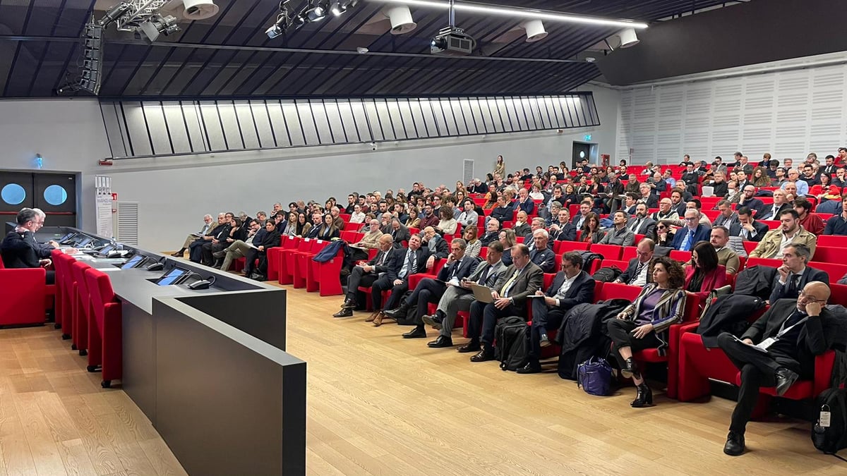 1_INFRASTRUTTURE DOMANI_Tecnologia, Sostenibilità, Innovazione (3)